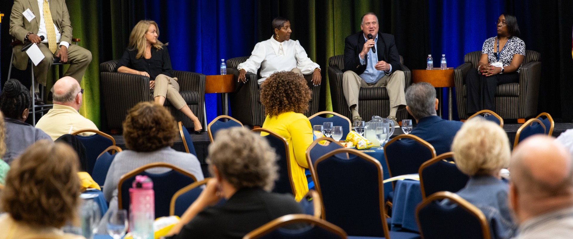 Community Programs in Akron, Ohio: Promoting Education and Literacy